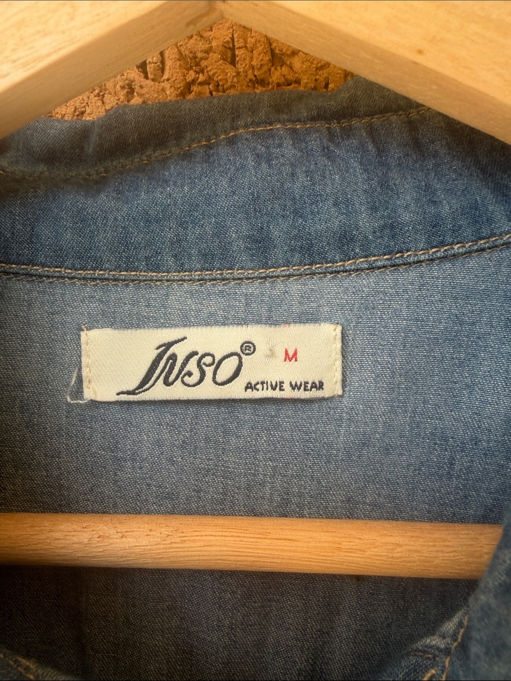 Inso Activewear Chambray Western Snap Front Long Sleeve Shirt Womens Medium Blue - Picture 2 of 8
